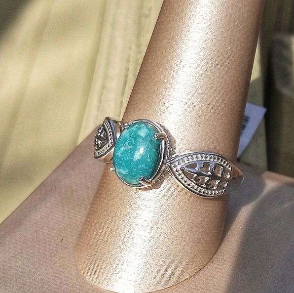 Nevada Turquoise Solitaire - Picture 2 of 2